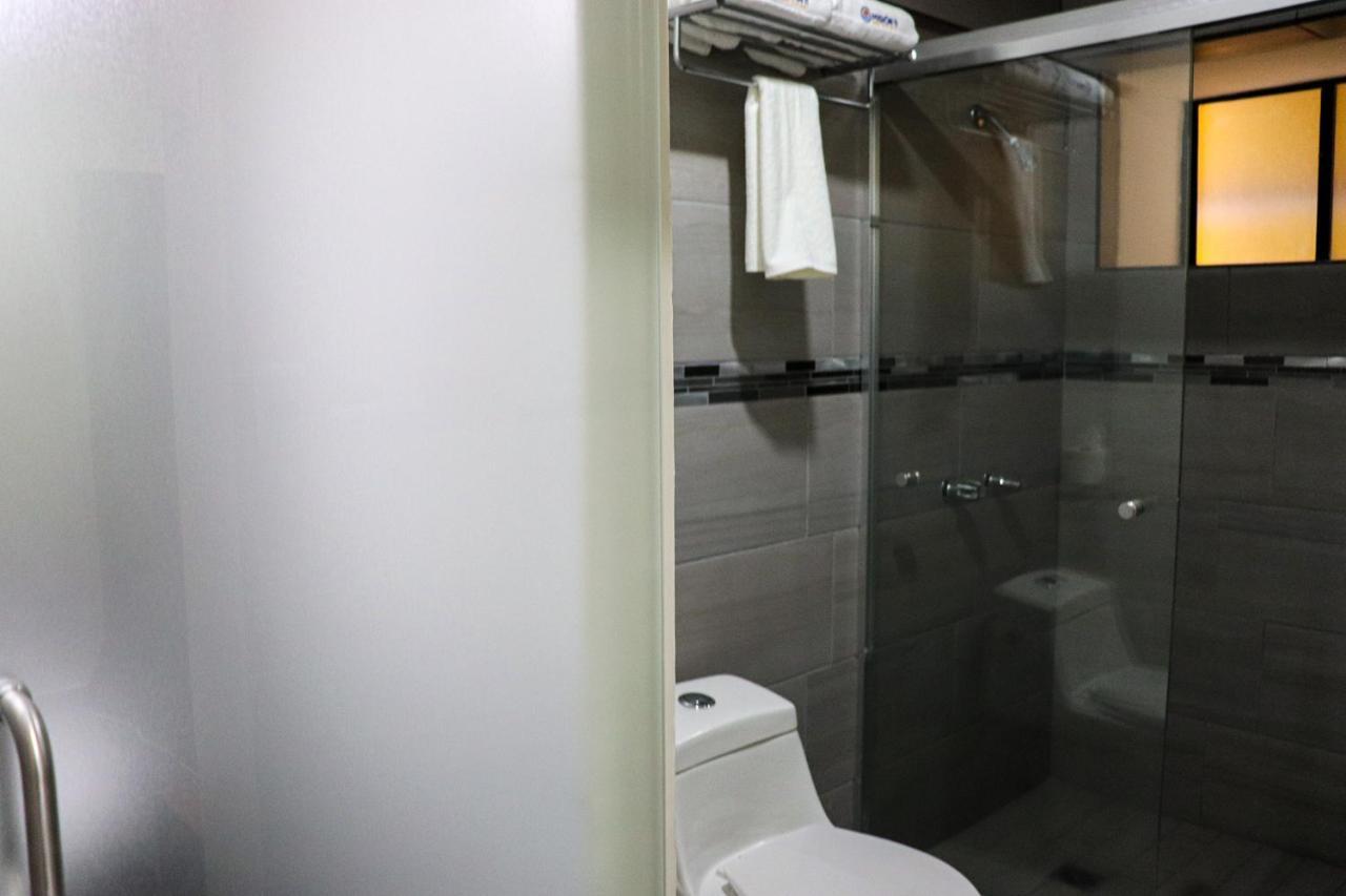Hotel Mision 11 Tijuana Eksteriør billede